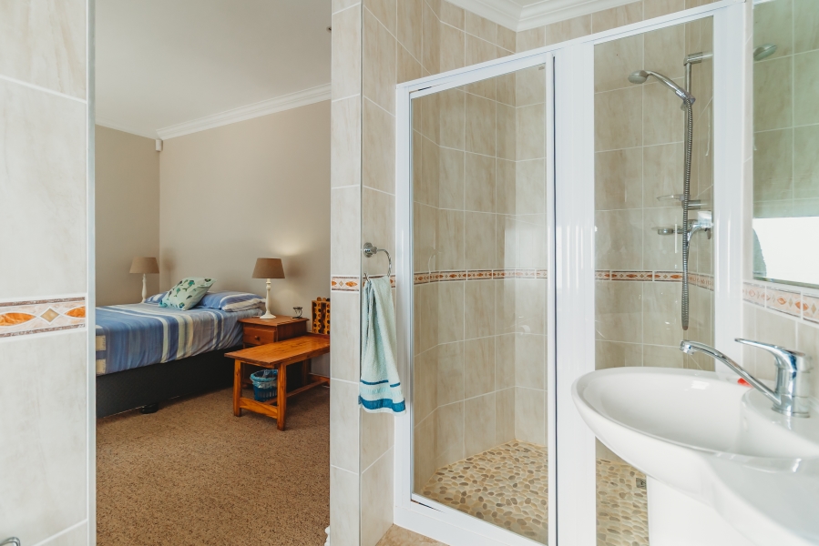 3 Bedroom Property for Sale in Wilderness Heights Western Cape